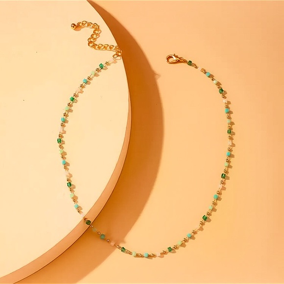 ⚜️[𝟯/$𝟭𝟴]⚜️Green Beaded Gold Dainty Choker NEW - Picture 3 of 6